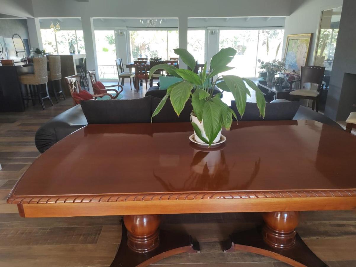 Casa 6 A Malibu 3Km Del Aeropuerto Podes Dejar Tu Auto Villa Allende Buitenkant foto