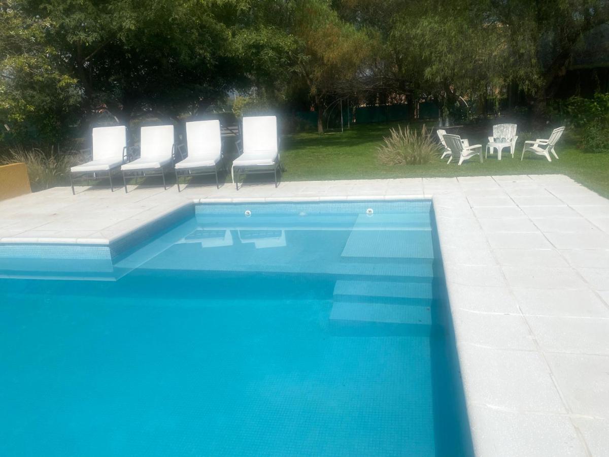 Casa 6 A Malibu 3Km Del Aeropuerto Podes Dejar Tu Auto Villa Allende Buitenkant foto